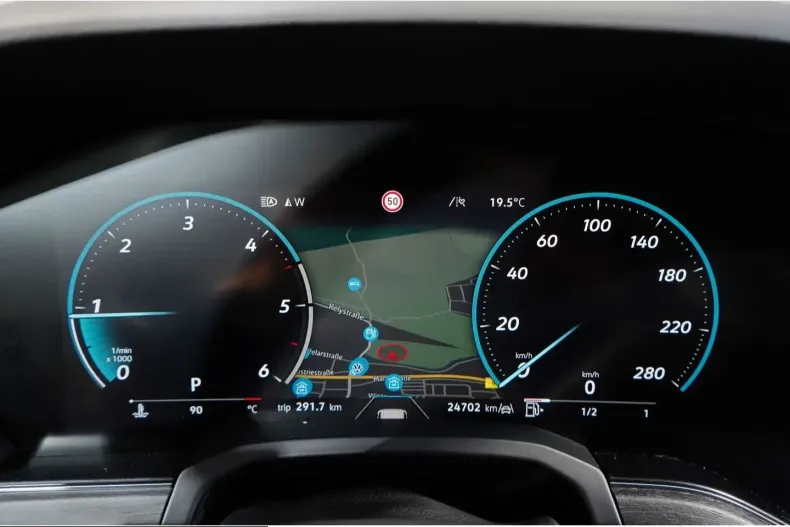 Volkswagen Touareg din 2025 cu 24.800 km - oferta VOL250339 - foto 8