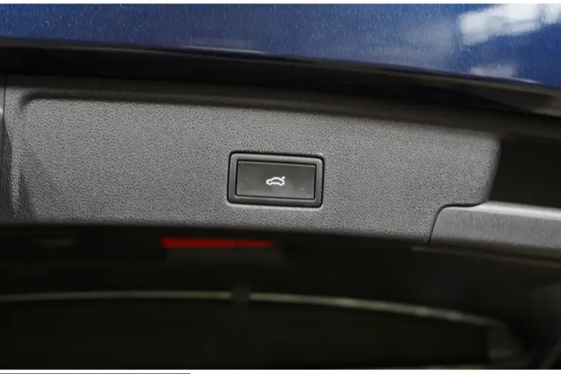 Volkswagen Touareg din 2025 cu 24.800 km - oferta VOL250339 - foto 13