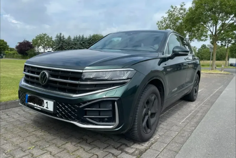 Volkswagen Touareg din 2024 cu 68.500 km - oferta VOL250340 - foto 2
