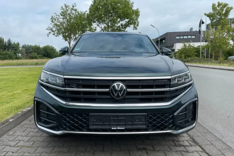 Volkswagen Touareg din 2024 cu 68.500 km - oferta VOL250340 - foto 4