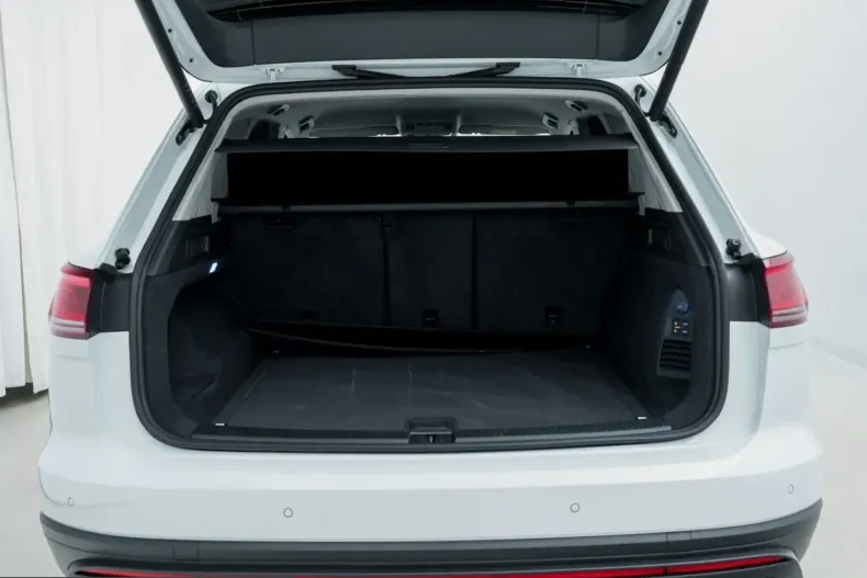 Volkswagen Touareg din 2025 cu 25.868 km - oferta VOL250343 - foto 22