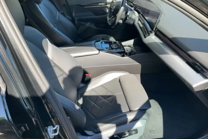 BMW 520 (Seria 5) din 2025 cu 58.512 km - oferta BMW250360 - foto 10