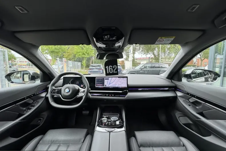 BMW 520 (Seria 5) din 2024 cu 23.961 km - oferta BMW250362 - foto 2