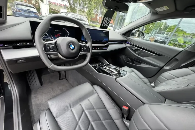 BMW 520 (Seria 5) din 2024 cu 23.961 km - oferta BMW250362 - foto 4