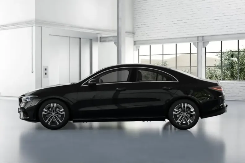 Mercedes-Benz CLA 180 (Clasa CLA) din 2025 cu 7.782 km - oferta MER250364 - foto 2