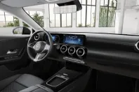 Mercedes-Benz CLA 180 (Clasa CLA) din 2025 cu 7.782 km - oferta MER250364 - foto 10