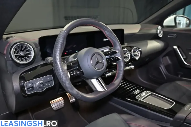 Mercedes-Benz CLA 180 (Clasa CLA) din 2025 cu 28.620 km - oferta MER250366 - foto 8