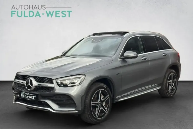 Mercedes-Benz GLC 300 (Clasa GLC) din 2021 cu 96.417 km - oferta MER250368 - foto 1