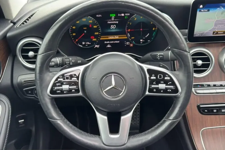 Mercedes-Benz GLC 300 (Clasa GLC) din 2021 cu 96.417 km - oferta MER250368 - foto 9