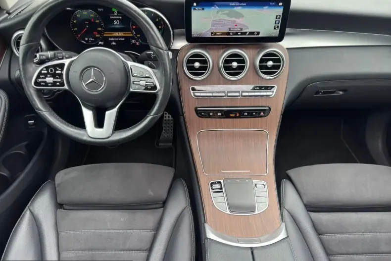 Mercedes-Benz GLC 300 (Clasa GLC) din 2021 cu 96.417 km - oferta MER250368 - foto 10