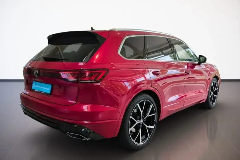 Volkswagen Touareg din 2025 cu 18.390 km - oferta VOL250371 - foto 4