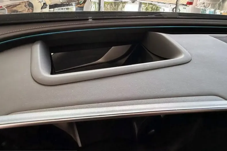 Mercedes-Benz E 300 (Clasa E) din 2025 cu 51.060 km - oferta MER250373 - foto 23