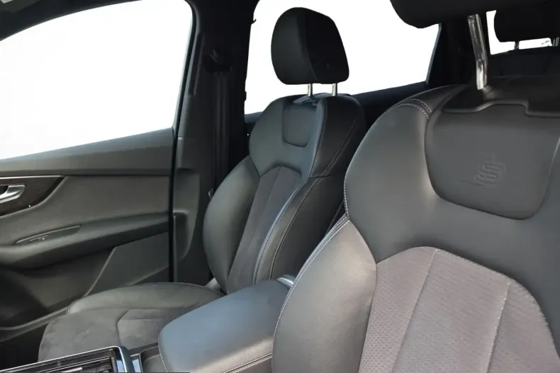 Audi Q7 din 2023 cu 117.355 km - oferta AUD250374 - foto 10