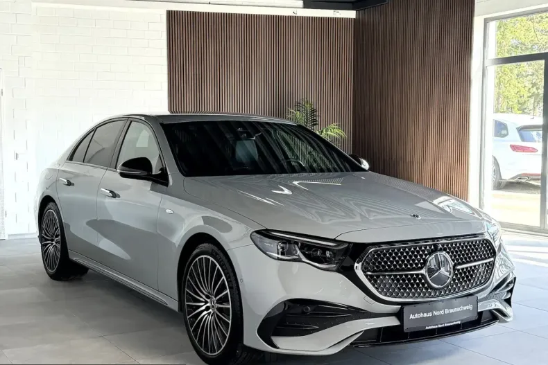 Mercedes-Benz E 300 (Clasa E) din 2025 cu 18.903 km - oferta MER250378 - foto 4