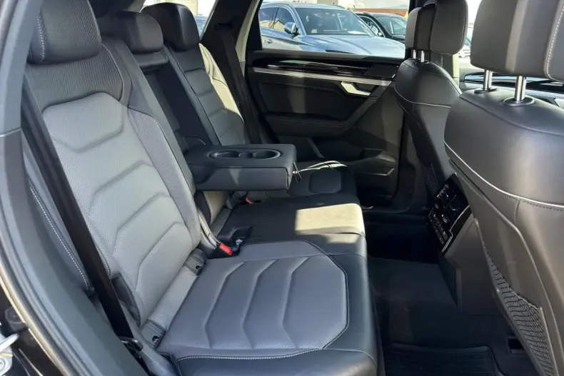 Volkswagen Touareg din 2022 cu 78.697 km - oferta VOL250383 - foto 21