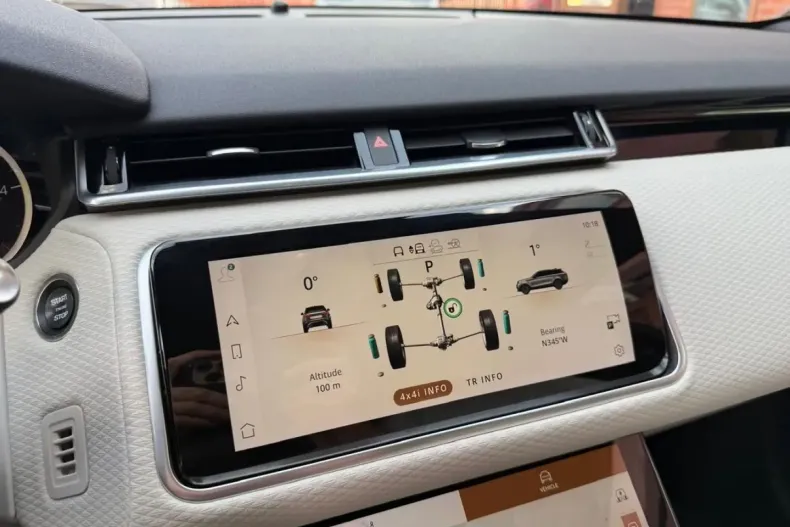 Land Rover Range Rover Velar din 2023 cu 149.989 km - oferta LAN250386 - foto 9