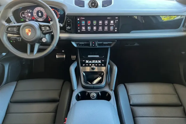 Porsche Cayenne din 2025 cu 17.600 km - oferta POR250387 - foto 7