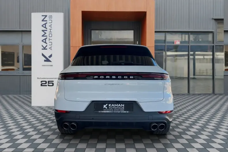 Porsche Cayenne din 2025 cu 17.600 km - oferta POR250387 - foto 26
