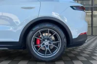 Porsche Cayenne din 2025 cu 17.600 km - oferta POR250387 - foto 29