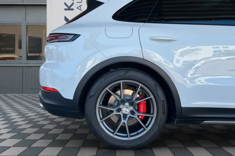 Porsche Cayenne din 2025 cu 17.600 km - oferta POR250387 - foto 30