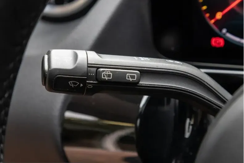 Mercedes-Benz GLA 250 (Clasa GLA) din 2023 cu 69.450 km - oferta MER250389 - foto 22