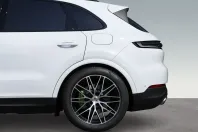 Porsche Cayenne din 2025 cu 16.400 km - oferta POR250392 - foto 27