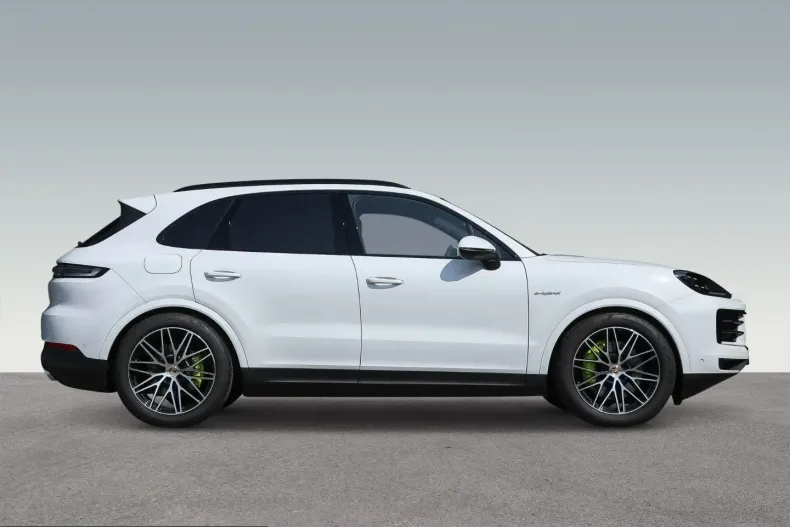Porsche Cayenne din 2025 cu 16.400 km - oferta POR250392 - foto 30