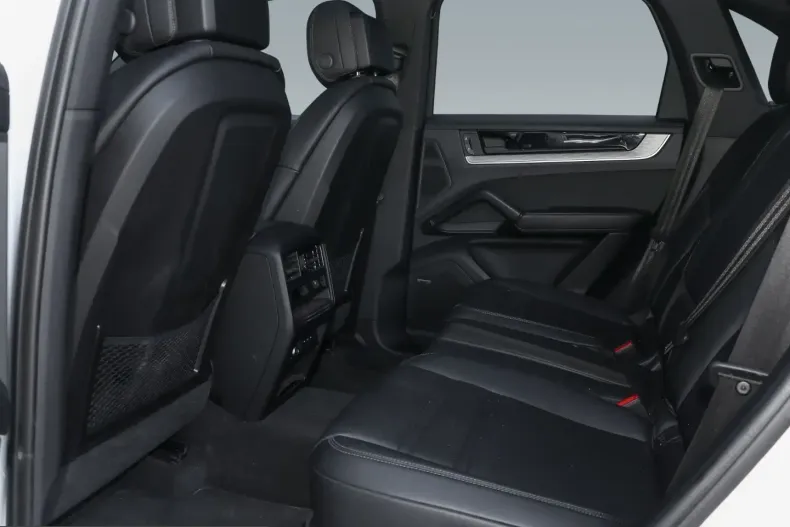 Porsche Cayenne din 2025 cu 28.990 km - oferta POR250393 - foto 12