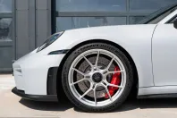 Porsche 992 din 2025 cu 4.000 km - oferta POR250399 - foto 8