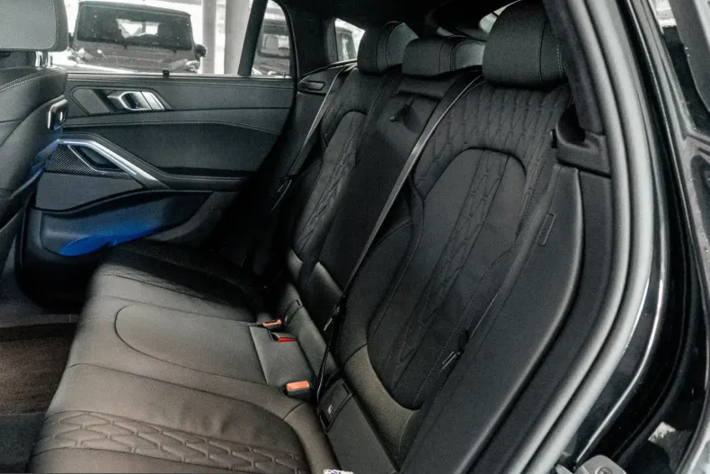 BMW X6 (Seria X) din 2025 cu 8.524 km - oferta BMW250407 - foto 12