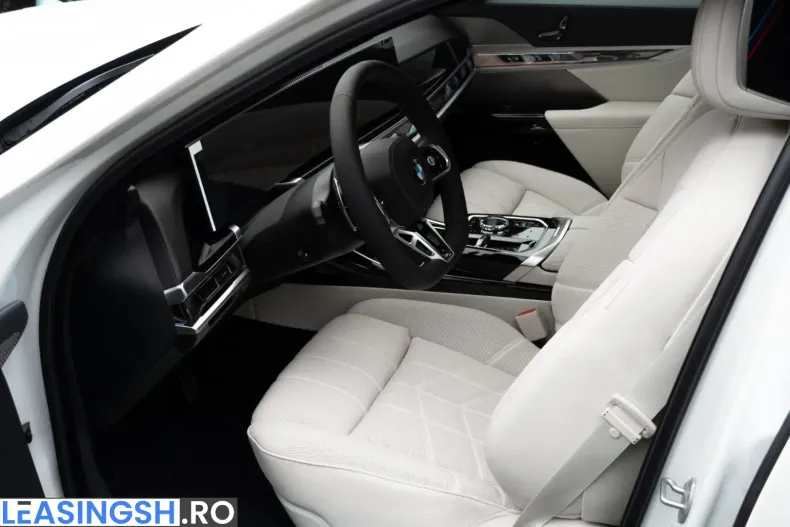 BMW 740 (Seria 7) din 2025 cu 17.700 km - oferta BMW250410 - foto 10