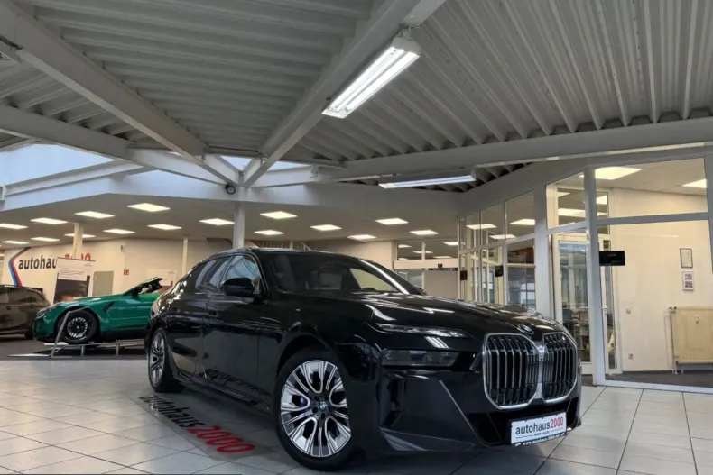 BMW 750 (Seria 7) din 2024 cu 64.070 km - oferta BMW250411 - foto 1