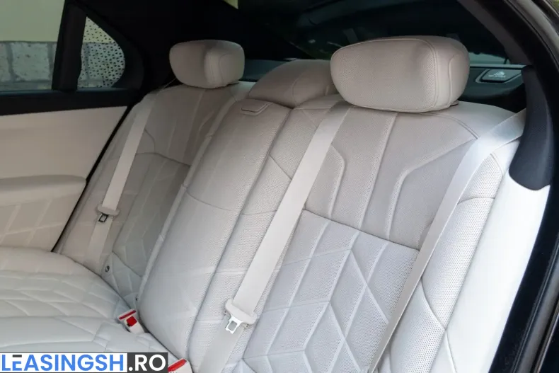 BMW 740 (Seria 7) din 2025 cu 32.300 km - oferta BMW250413 - foto 15