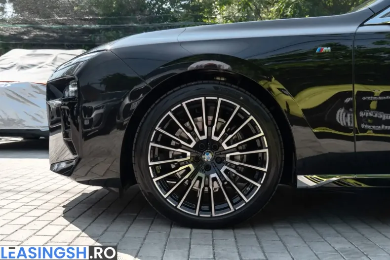 BMW 740 (Seria 7) din 2025 cu 32.300 km - oferta BMW250413 - foto 28