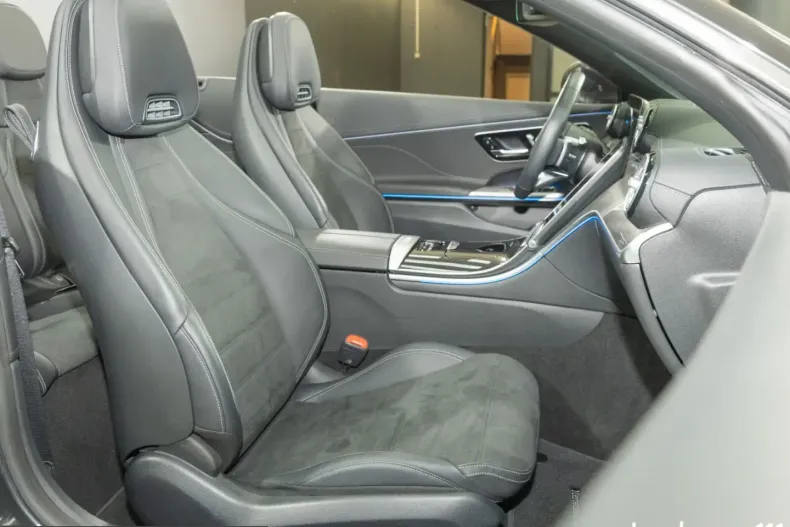 Mercedes-Benz CLE 180 (Clasa CLE) din 2025 cu 21.412 km - oferta MER250416 - foto 17