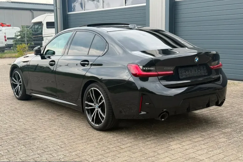 BMW 320 (Seria 3) din 2023 cu 81.000 km - oferta BMW250423 - foto 4