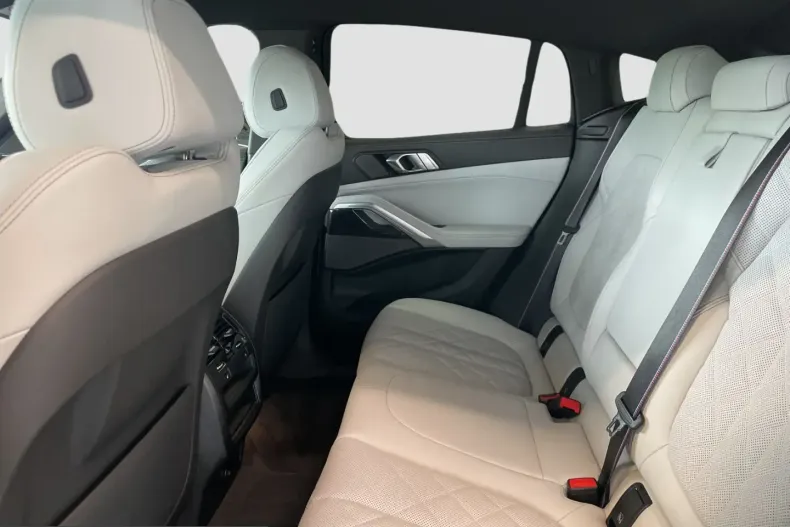 BMW X6 (Seria X) din 2025 cu 11.142 km - oferta BMW250425 - foto 10