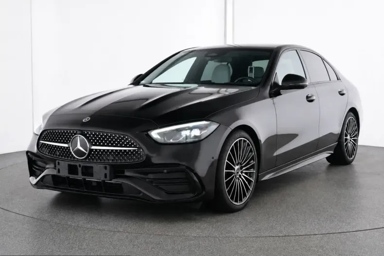 Mercedes-Benz C 300 (Clasa C) din 2025 cu 34.100 km - oferta MER250428 - foto 1
