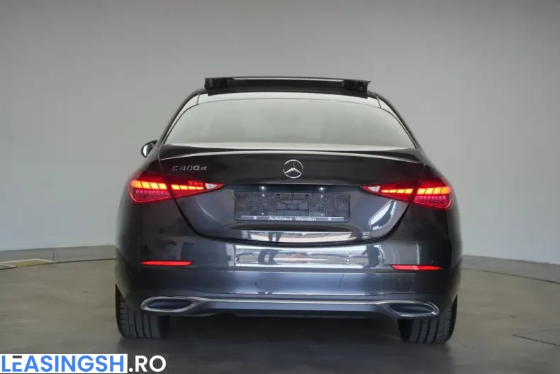 Mercedes-Benz C 300 (Clasa C) din 2022 cu 73.000 km - oferta MER250447 - foto 6