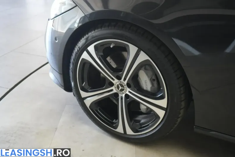 Mercedes-Benz C 300 (Clasa C) din 2022 cu 73.000 km - oferta MER250447 - foto 13