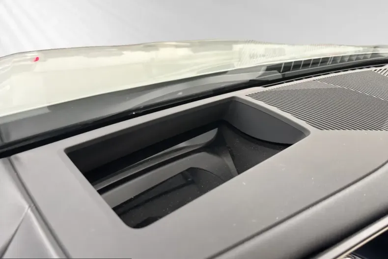 BMW 520 (Seria 5) din 2025 cu 25.590 km - oferta BMW250449 - foto 14
