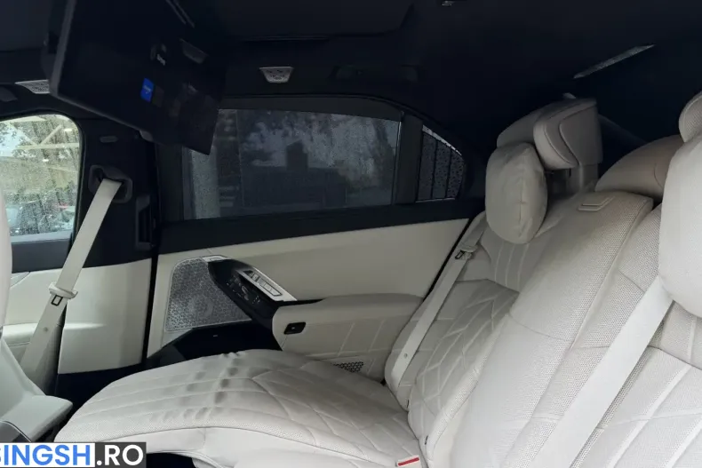 BMW i7 (Seria 7) din 2023 cu 61.917 km - oferta BMW250450 - foto 13