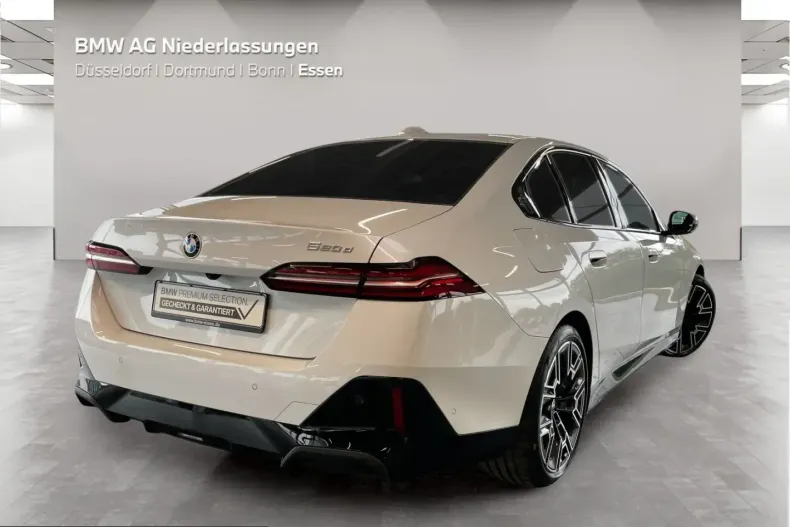 BMW 520 (Seria 5) din 2025 cu 26.902 km - oferta BMW250451 - foto 2