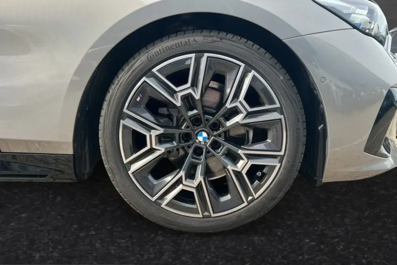 BMW 520 (Seria 5) din 2025 cu 25.200 km - oferta BMW250453 - foto 4
