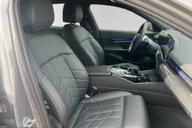 BMW 520 (Seria 5) din 2025 cu 25.200 km - oferta BMW250453 - foto 7