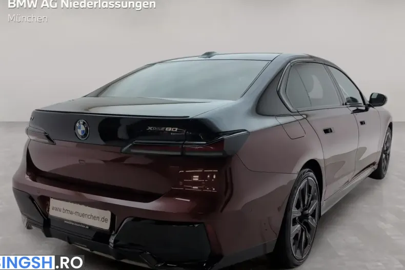 BMW i7 (Seria 7) din 2025 cu 2.933 km - oferta BMW250464 - foto 2