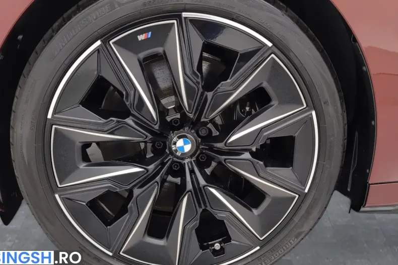 BMW i7 (Seria 7) din 2025 cu 2.933 km - oferta BMW250464 - foto 6