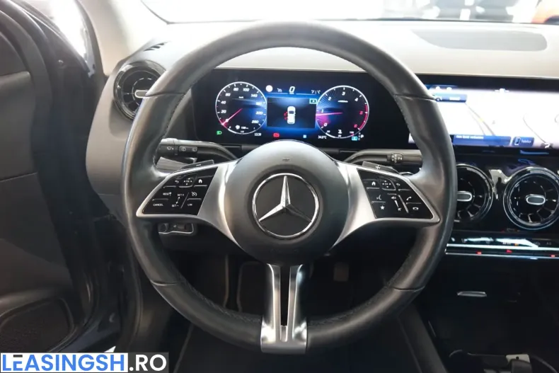 Mercedes-Benz GLA 180 (Clasa GLA) din 2024 cu 79.500 km - oferta MER250472 - foto 8