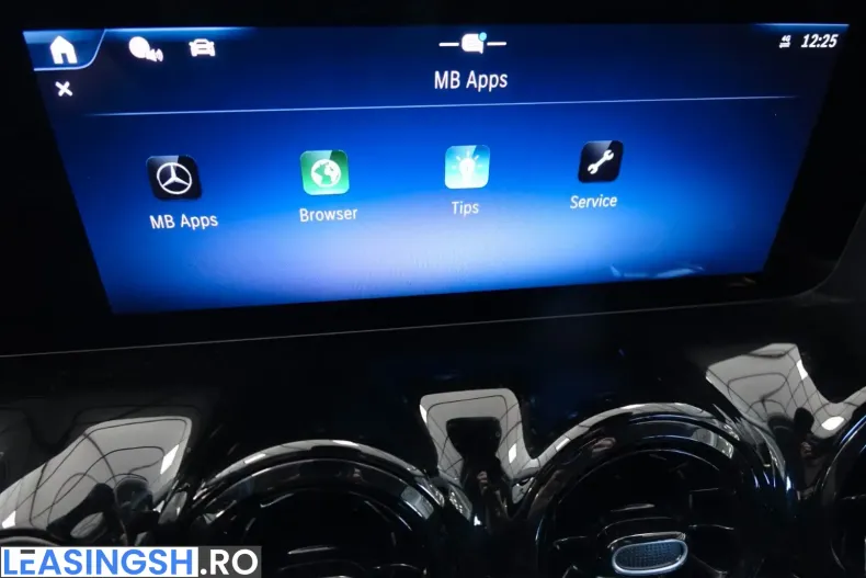 Mercedes-Benz GLA 180 (Clasa GLA) din 2024 cu 79.500 km - oferta MER250472 - foto 17