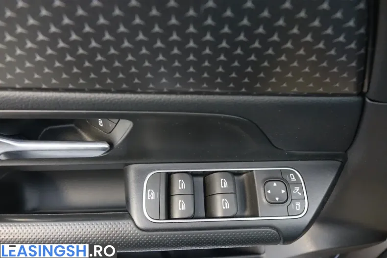 Mercedes-Benz GLA 180 (Clasa GLA) din 2024 cu 79.500 km - oferta MER250472 - foto 23
